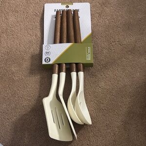 Farberware Cream and Brown Utensil Collection